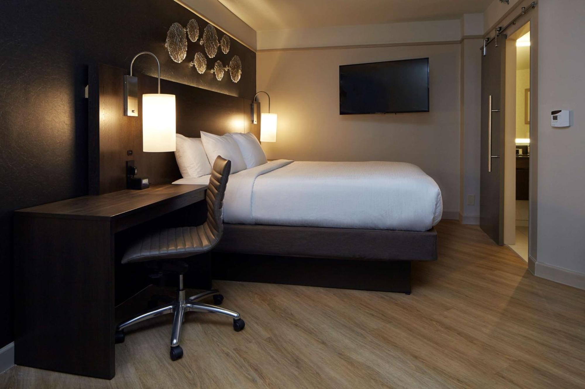 Embassy Suites By Hilton Atlanta Galleria Smyrna Zewnętrze zdjęcie