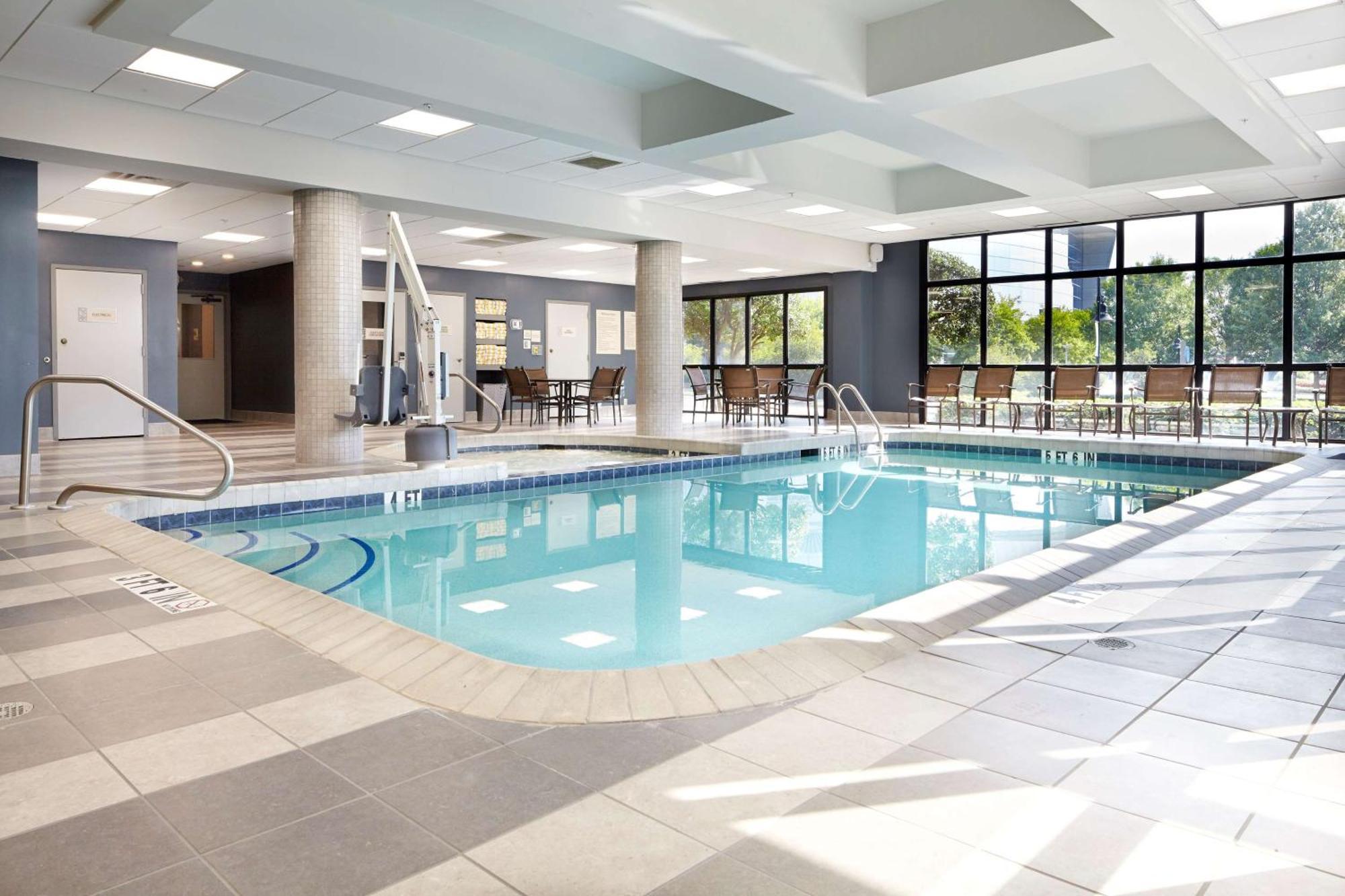 Embassy Suites By Hilton Atlanta Galleria Smyrna Zewnętrze zdjęcie