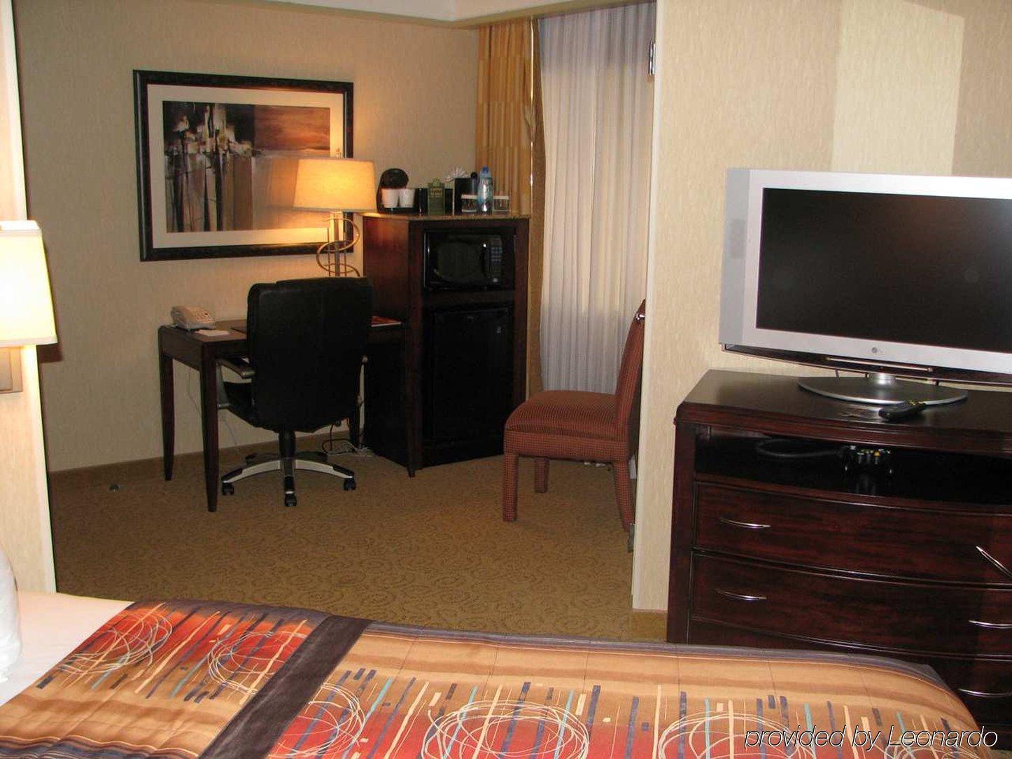 Embassy Suites By Hilton Atlanta Galleria Smyrna Pokój zdjęcie