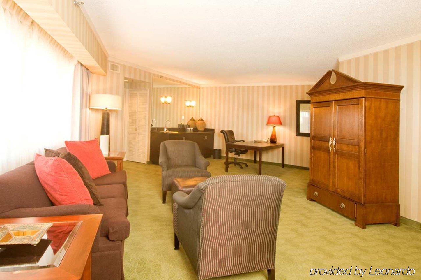 Embassy Suites By Hilton Atlanta Galleria Smyrna Pokój zdjęcie